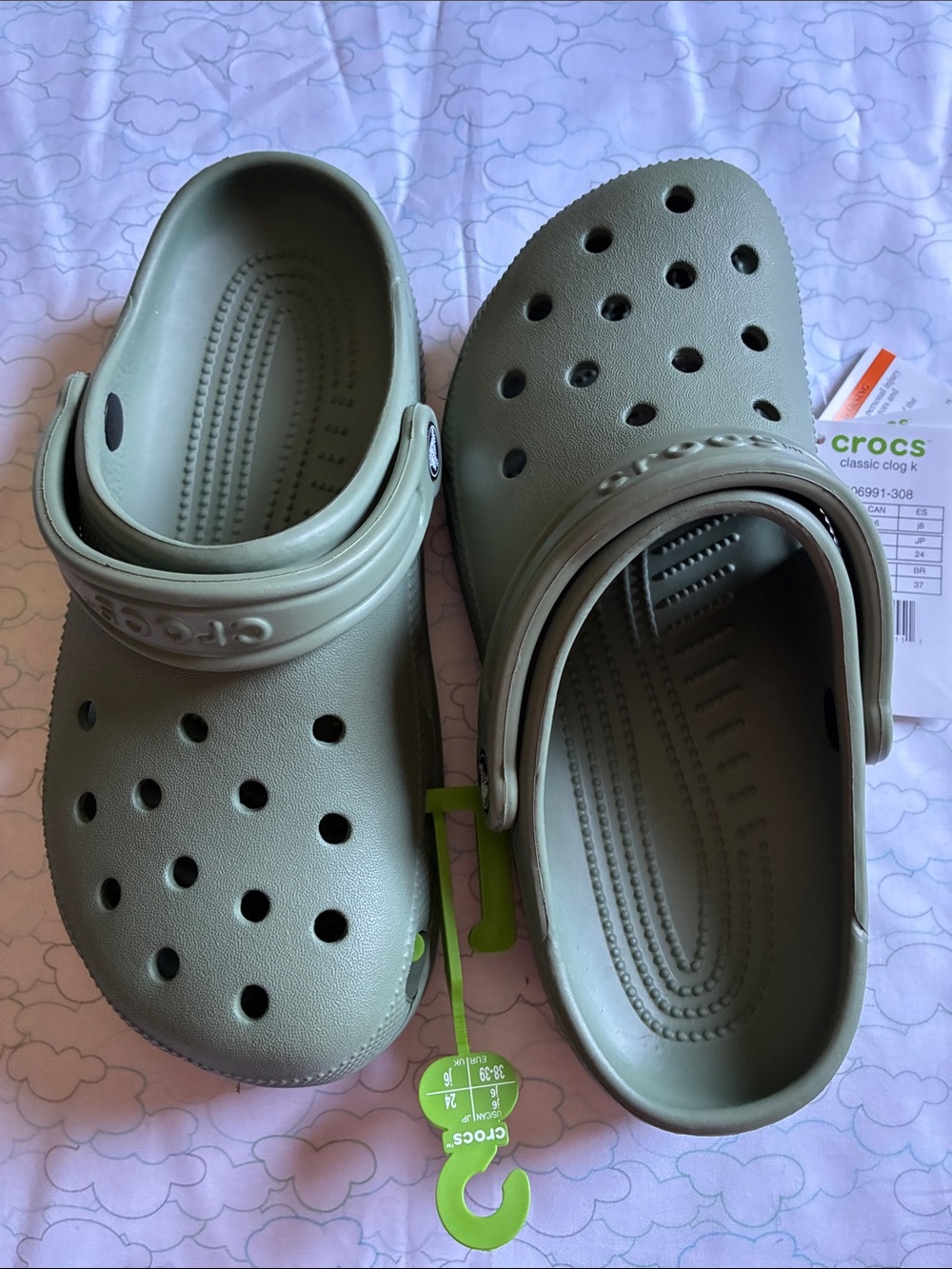 CROCS Kids Classic Clog in Olive